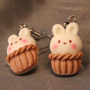 Bunnies in a Basket